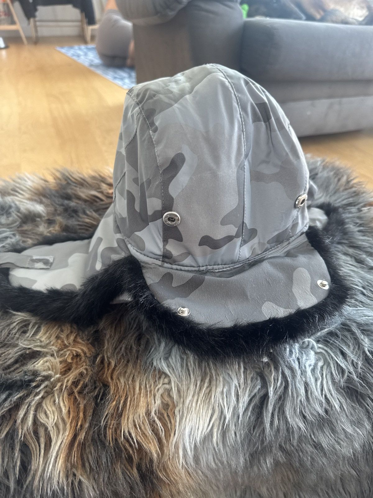 Supreme supreme camo holografic winter furr Size ONE SIZE - 2 Thumbnail