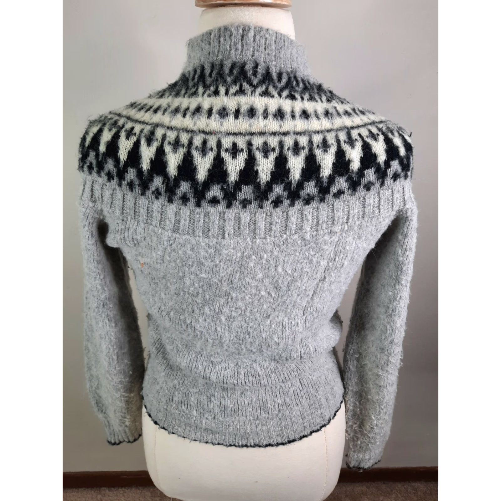 Sears VINTAGE Sears 70s Kings Road Fair Isle Sweater Womens XL Gray Wool Blend Pullover Mock Neck Sweater Size XL / US 12-14 / IT 48-50 - 6 Thumbnail