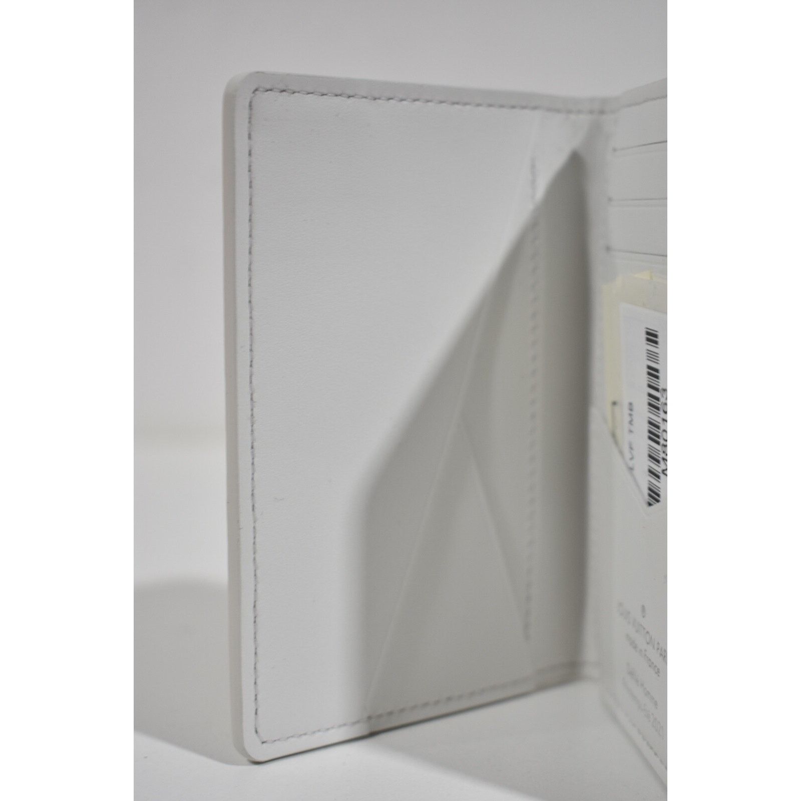 Louis Vuitton Louis Vuitton Taurillon Leather Pocket Organizer Wallet Size ONE SIZE - 9 Thumbnail