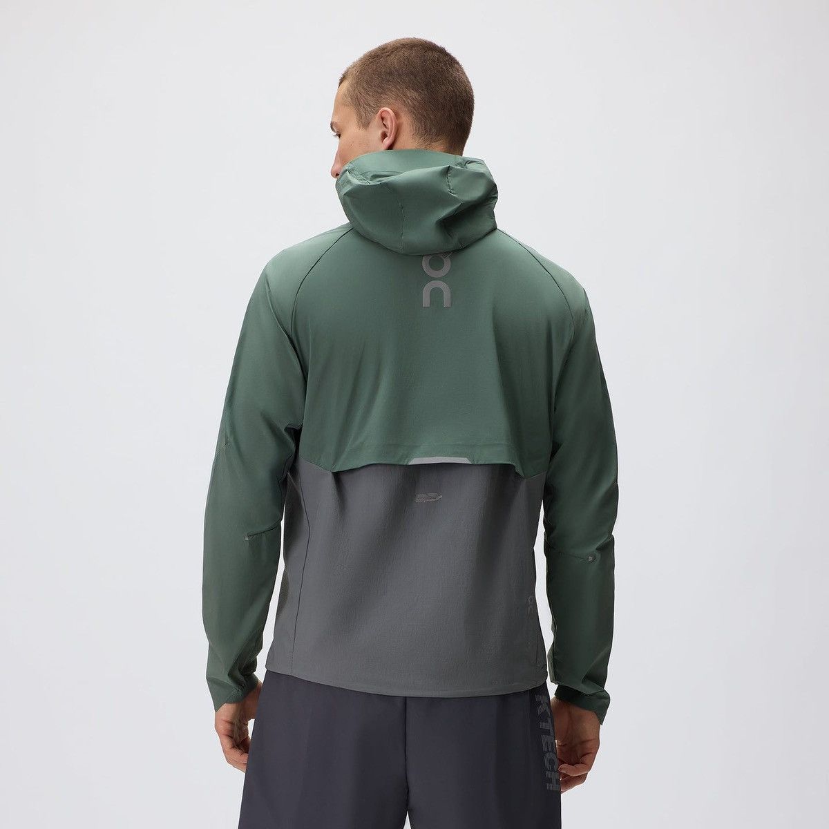Kith × On Kith for On Core Jacket Olive Men’s Size XL Reflective Logo Size US XL / EU 56 / 4 - 3 Thumbnail
