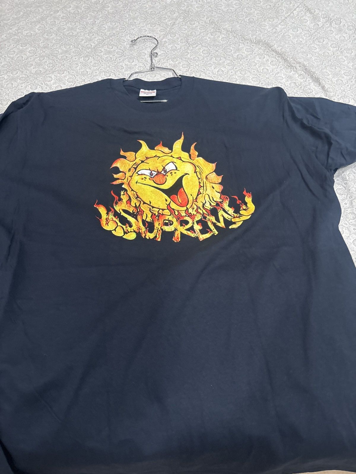Supreme Supreme Size US XL / EU 56 / 4 - 3 Thumbnail
