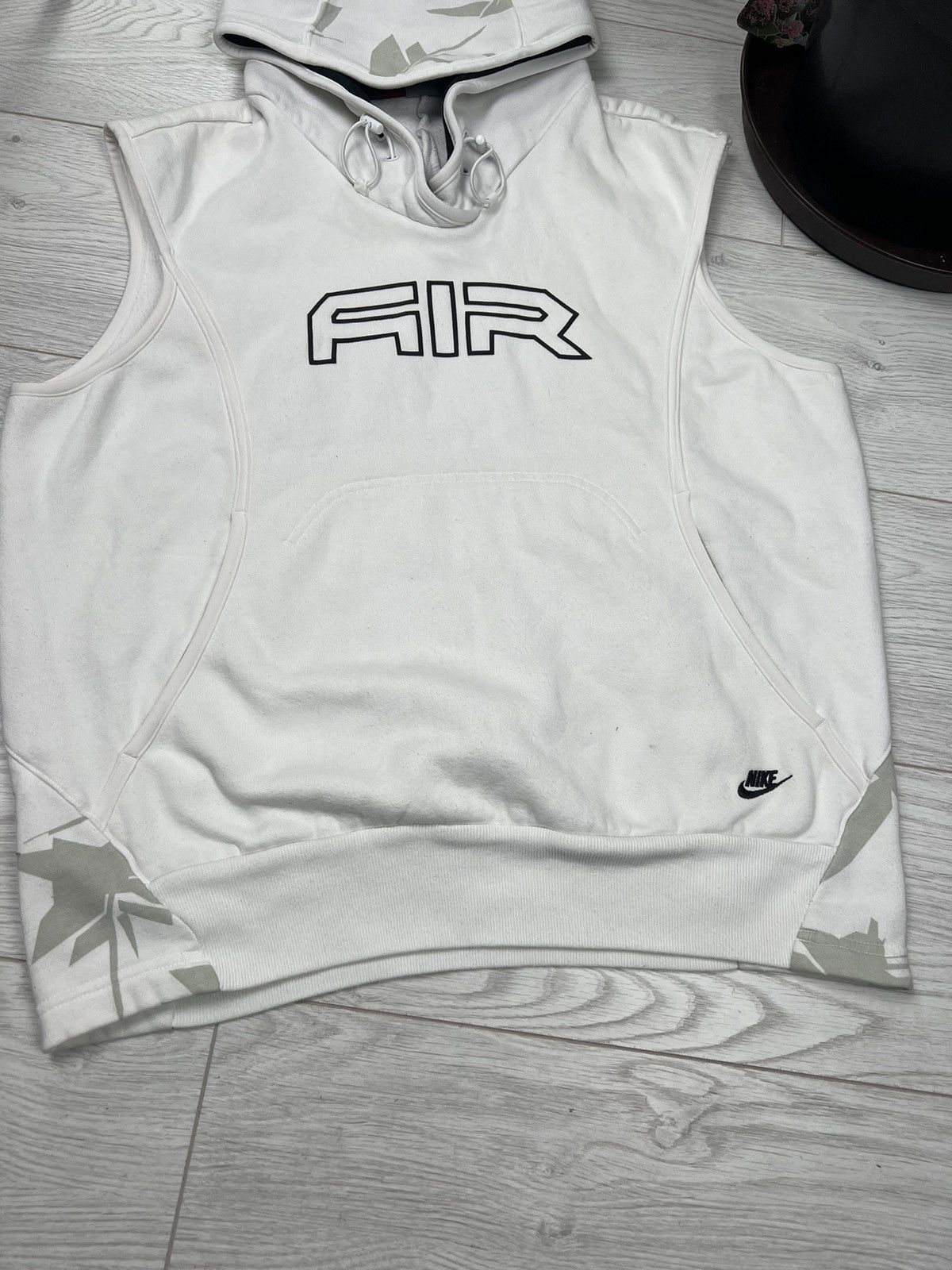 Nike × Vintage Vintage Nike Live Strong Vest Size US M / EU 48-50 / 2 - 4 Thumbnail