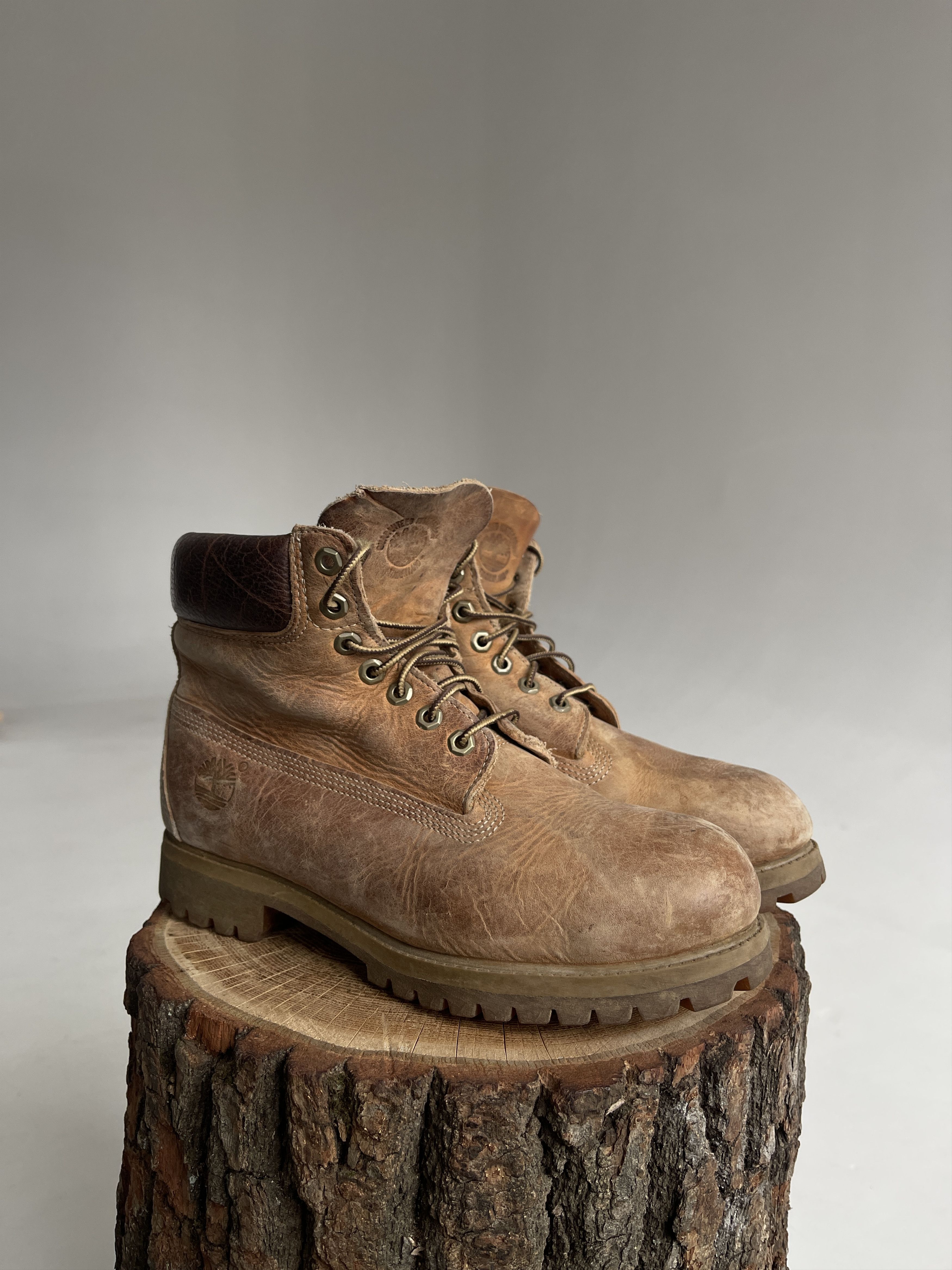 timberland classic hiking boots