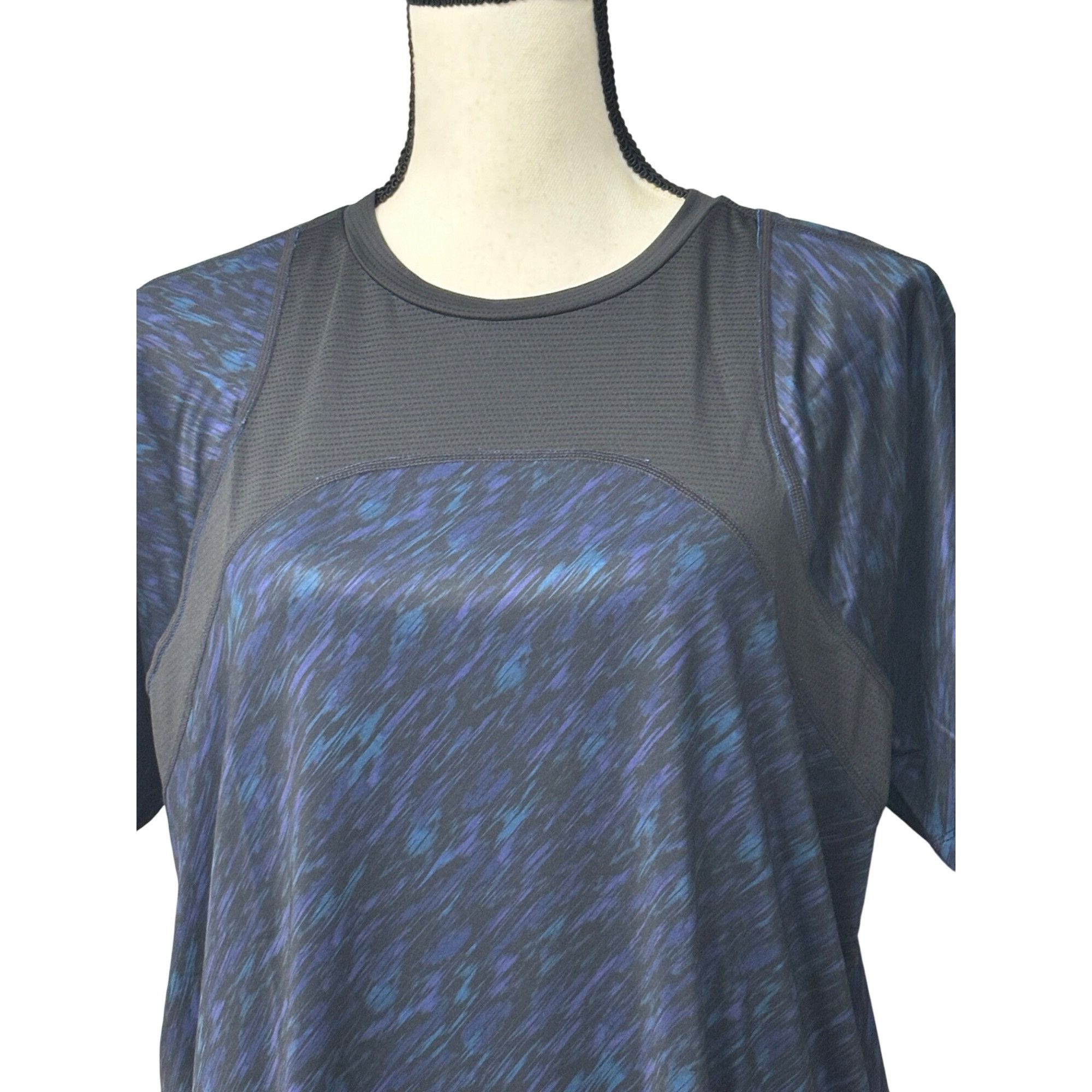 Asics ASICS Women's PR Lyte Run Short Sleeve Top, Night Shade/ Lak Size XL / US 12-14 / IT 48-50 - 3 Thumbnail