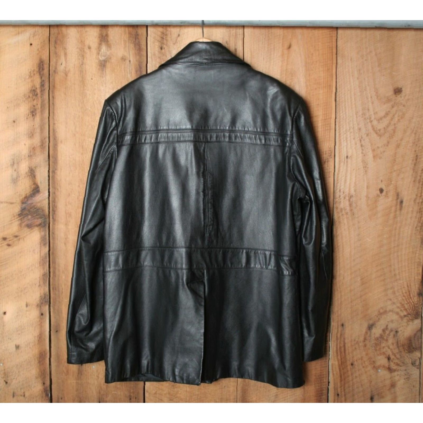 Vintage VINTAGE Raffaelo Leather 3-Button Jacket Car Coat Men Sz. 44 Black Gold Collection by Raffaelo Mens Jacket Size US S / EU 44-46 / 1 - 7 Thumbnail