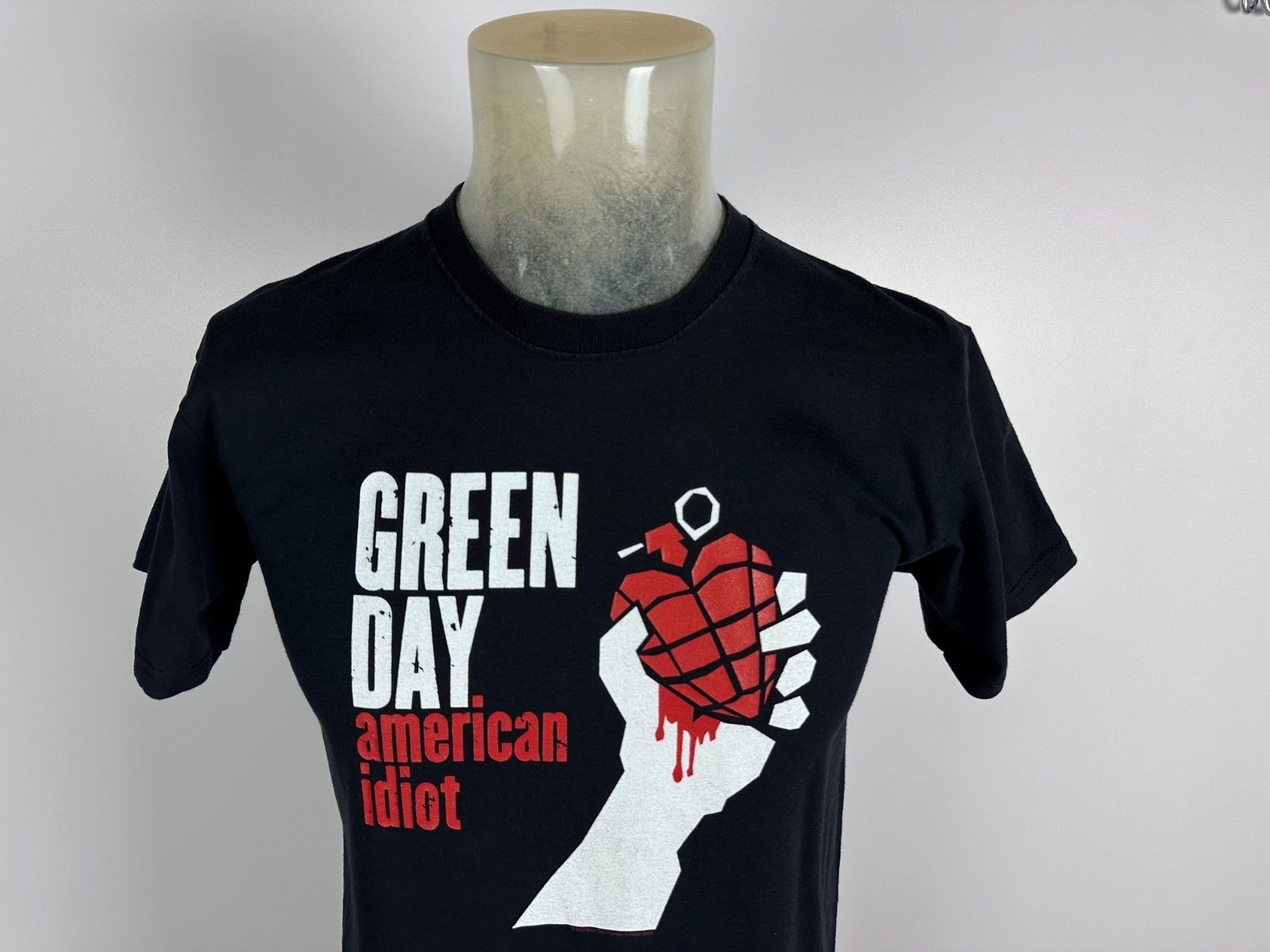 Fruit Of The Loom Vintage Green Day American Idiot 2004 T-shirt Black Size US S / EU 44-46 / 1 - 2 Thumbnail