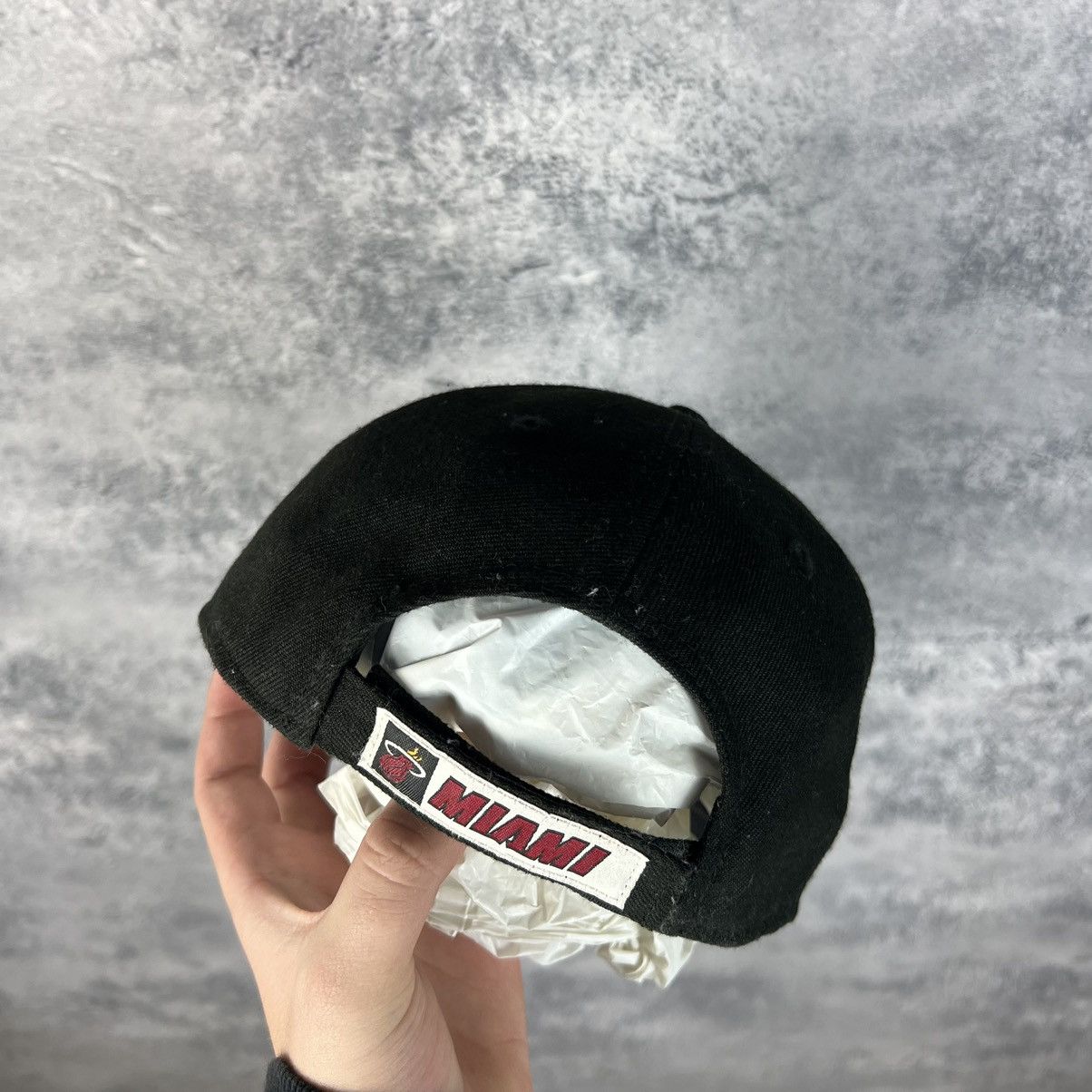 NBA Miami Heat New Era Vintage Cap Men's Black Polyester Size ONE SIZE - 11 Thumbnail