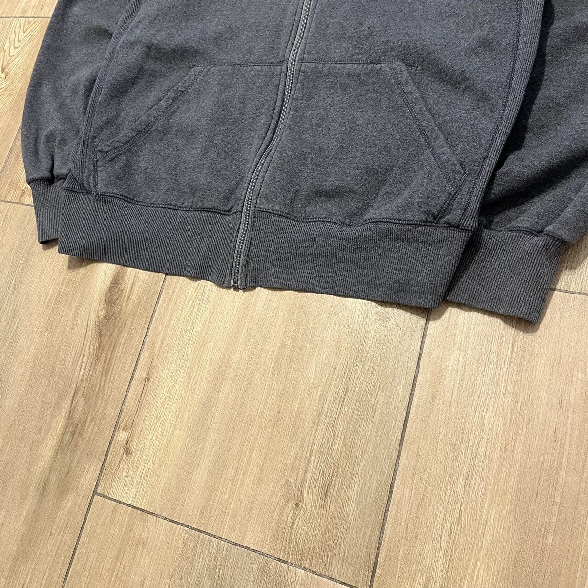 Other Vintage 00’s Nike Full Zip Small Logo Grey Hoodie Size US XL / EU 56 / 4 - 4 Thumbnail