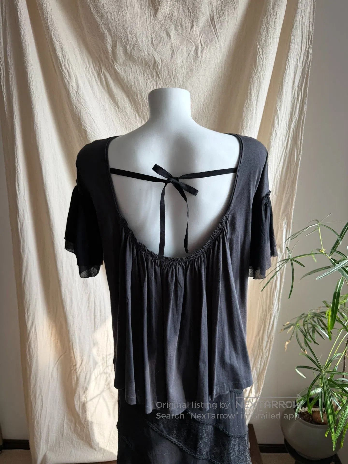 Prada Prada Backless Ruffle Sleeve Blouse. Size M / US 6-8 / IT 42-44 - 5 Thumbnail