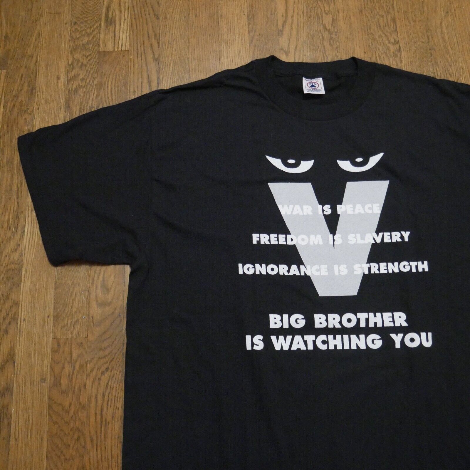 Delta Vintage V For Vendetta Movie Promo George Orwell T Shirt XL Size US XL / EU 56 / 4 - 6 Thumbnail