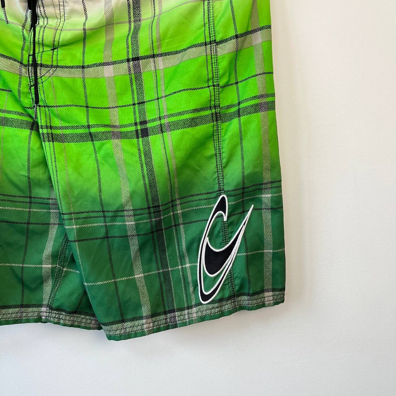 O'Neill VINTAGE ONEILL BIG LOGO SWIM BOARD SURF NYLON SHORTS Y2K Size US 33 - 14 Thumbnail