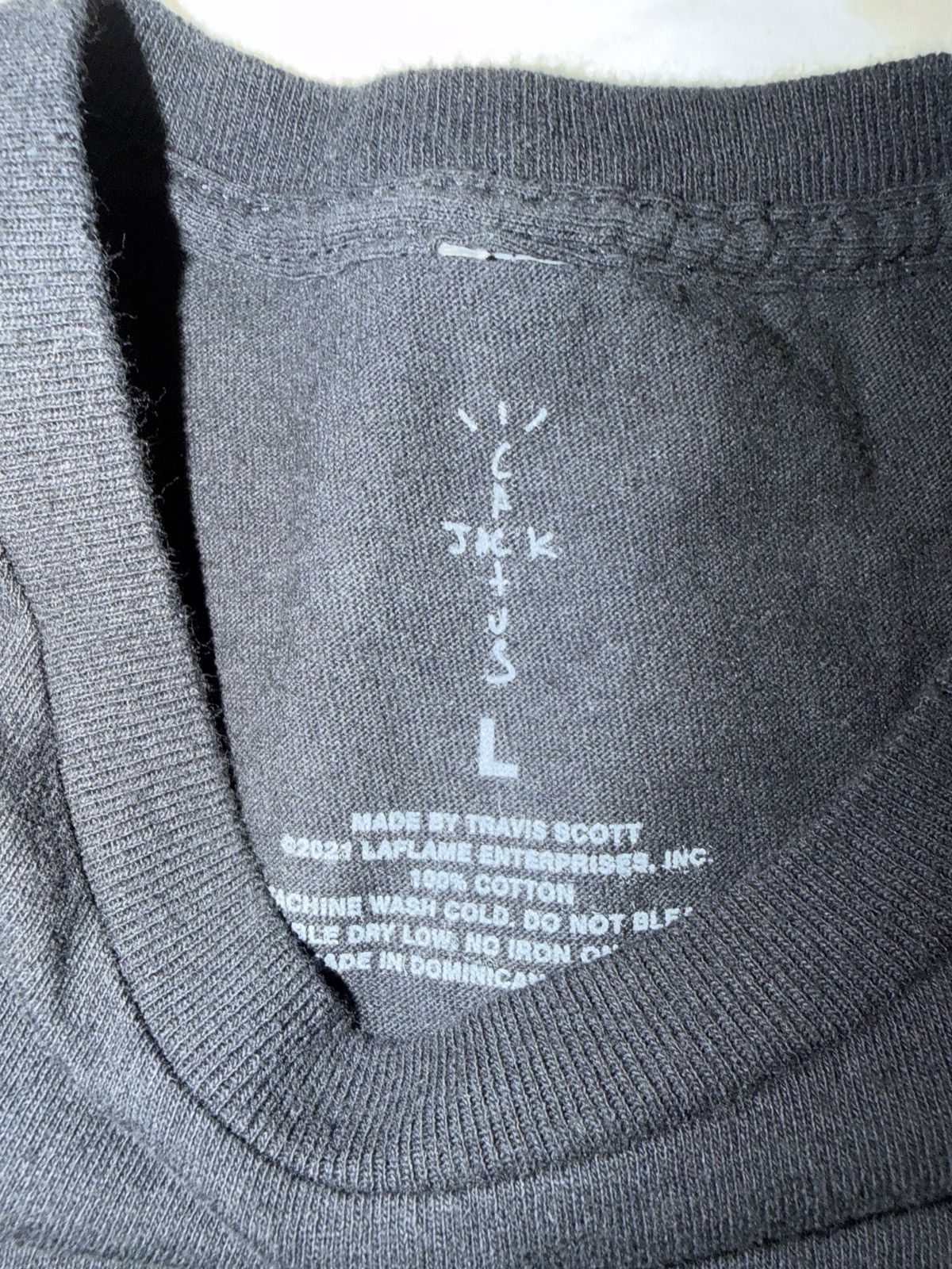 Travis Scott Travis Scott x Fragment Size US L / EU 52-54 / 3 - 1 Thumbnail
