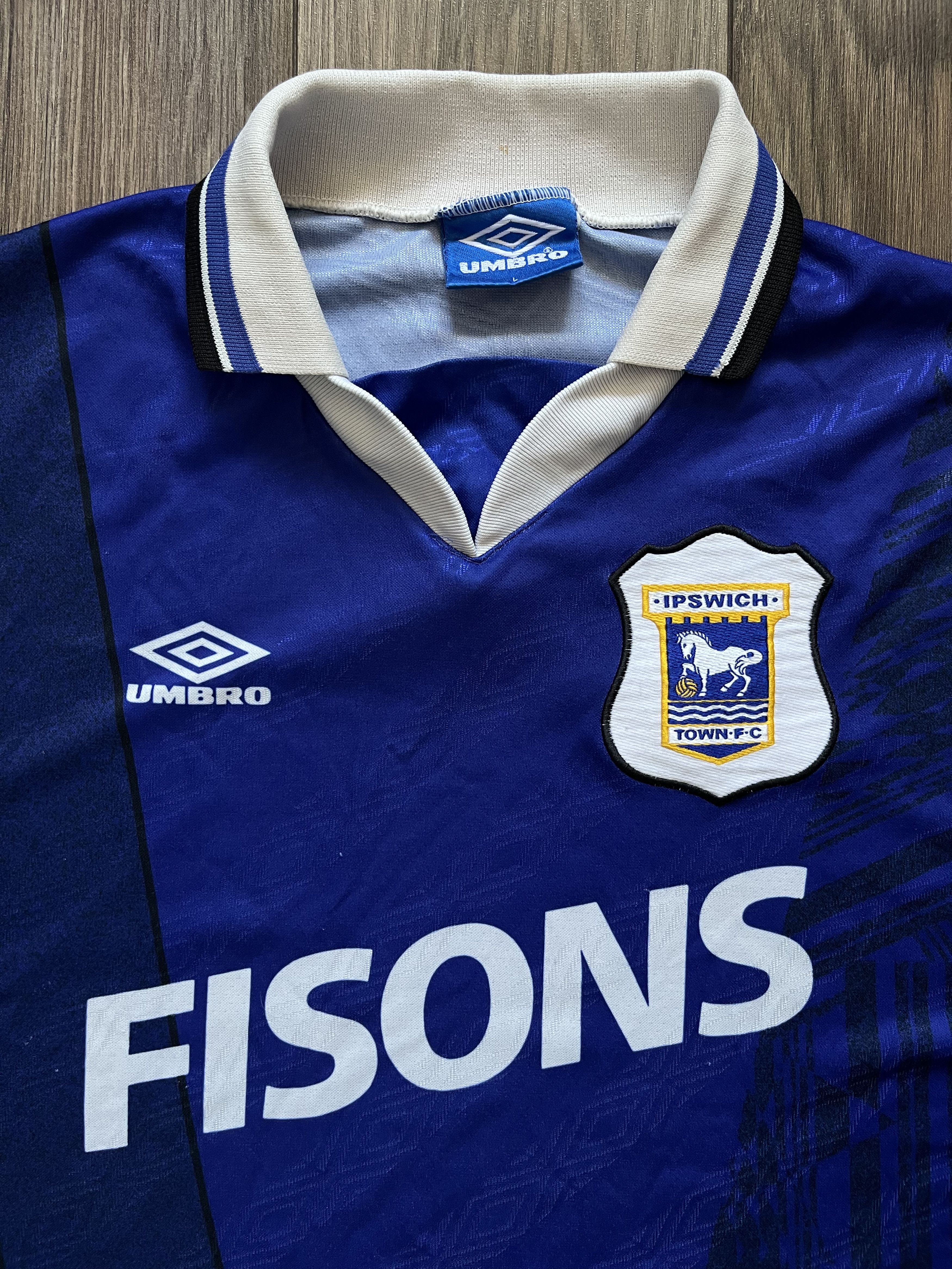 Umbro Vintage Ipswich Town 1994-1995 Umbro Home Foorball Shirt Size US L / EU 52-54 / 3 - 5 Thumbnail