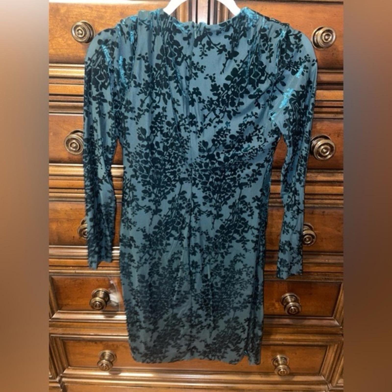 Tommy Hilfiger Tommy Hilfiger Green Floral Dress Size S / US 4 / IT 40 - 2 Thumbnail
