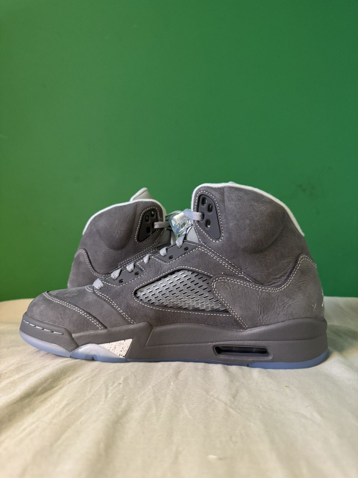 Jordan Brand Nike air jordan 5 wolf grey 2025 Size US 10.5 / EU 43-44 - 2 Thumbnail
