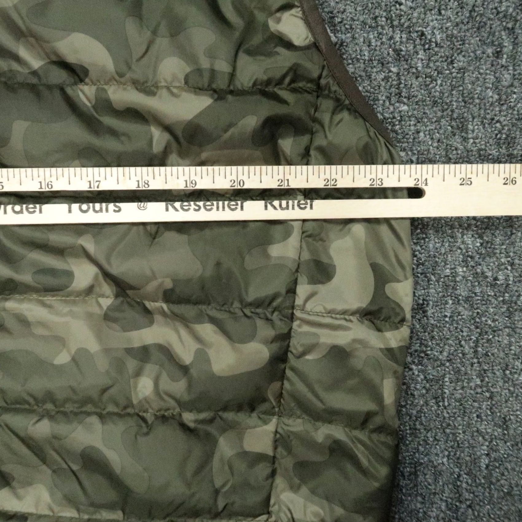 Eddie Bauer Eddie Bauer Vest Mens Large Tall Green Camo Down Insulated Full Zip Pockets Size US L / EU 52-54 / 3 - 7 Thumbnail