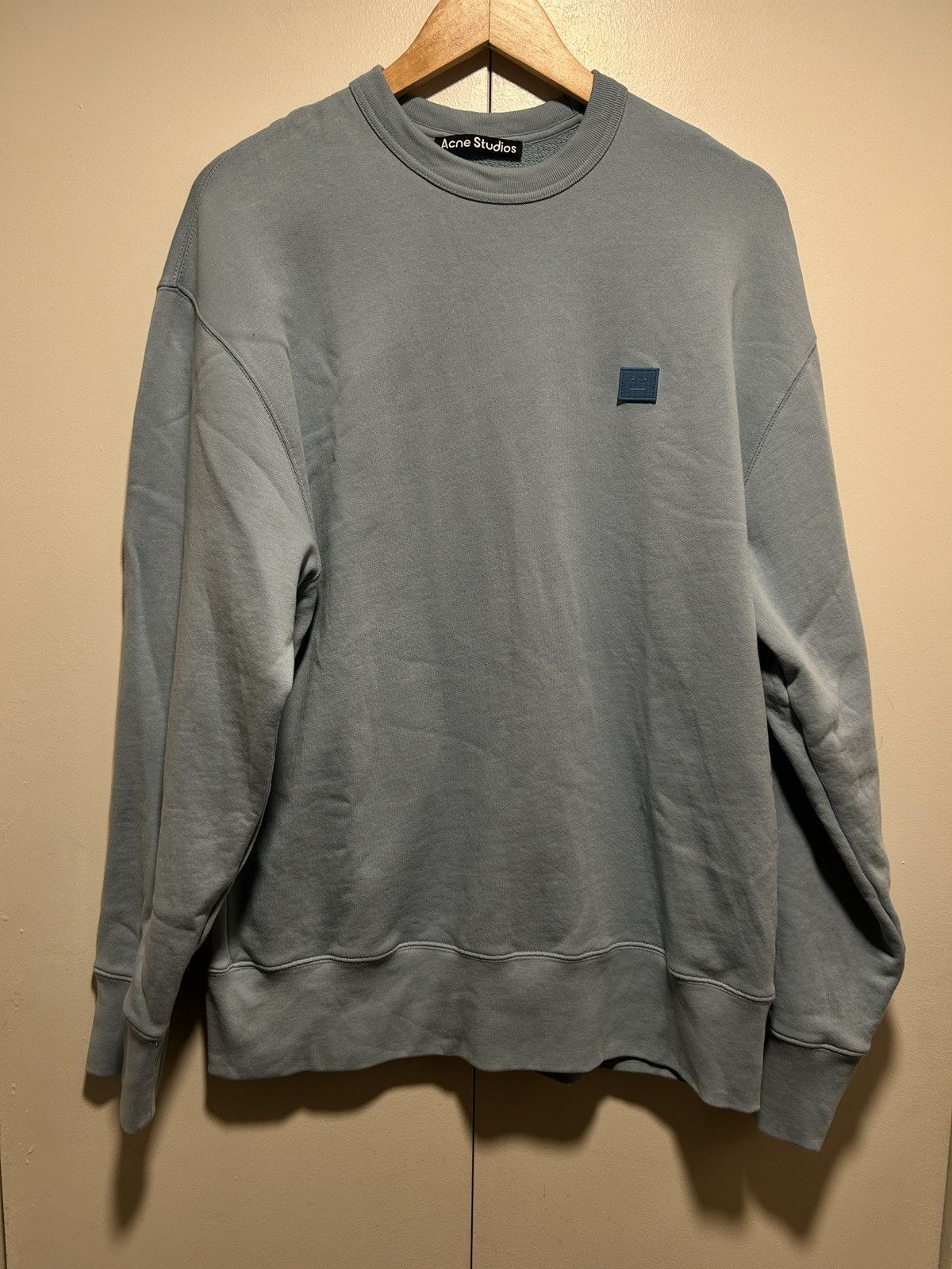 Acne Studios ACNE STUDIOS FAIRVIEW FACE CREW SWEAT POWDER BLUE Size US XS / EU 42 / 0 - 1 Thumbnail