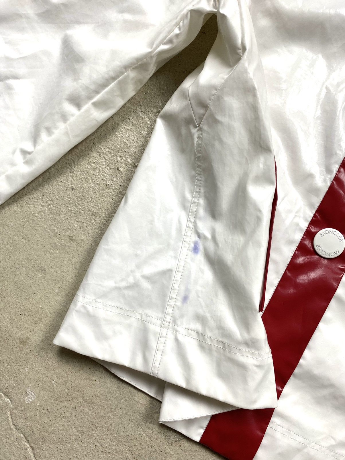 Other Very Rare! Vintage Moncler Rain Jacket Polyurethan Size S / US 4 / IT 40 - 10 Thumbnail