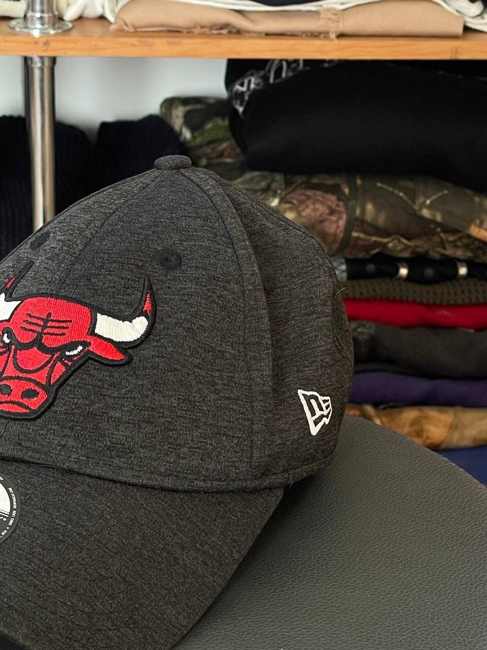 NBA × Vintage Vintage Chicago Bulls Hat Cap Bull Logo Size ONE SIZE - 3 Thumbnail