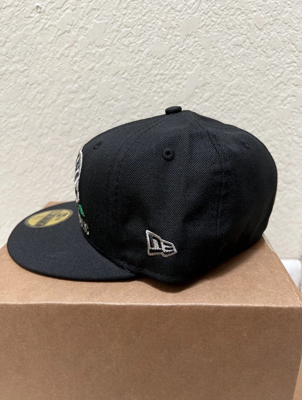 New Era New Era California Republic Black Fitted Hat SZ 7 1/8 Size ONE SIZE - 4 Thumbnail