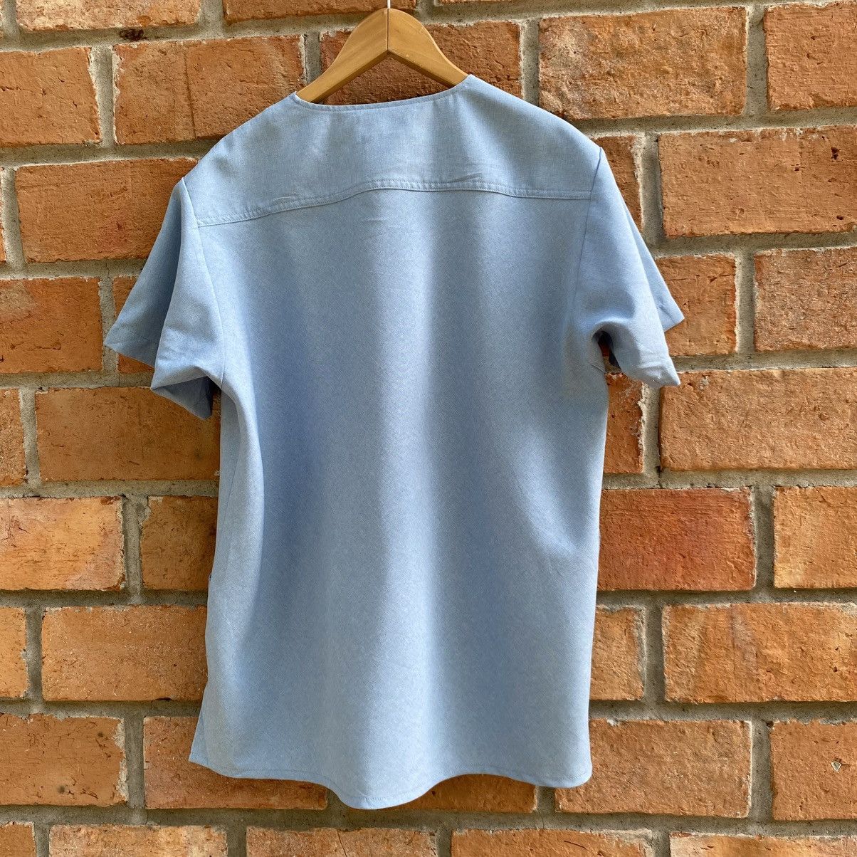 Dickies FOLK Dickles Light Blue V-Neck Scrub Top – Dickies Workwear Size S / US 4 / IT 40 - 20 Thumbnail