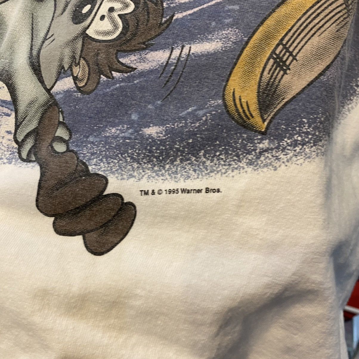 Vintage Vtg 1995 Tazmania Bugs Bunny All Over Print T-Shirt Sz M Size US M / EU 48-50 / 2 - 7 Thumbnail