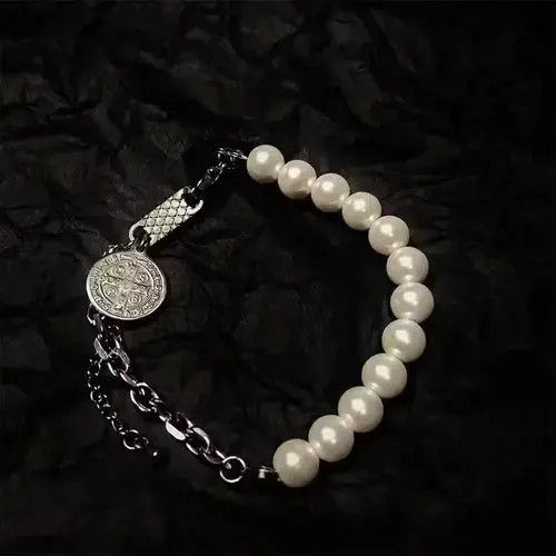 Other Stylish Adjustable Pearl Chain Bracelet Size ONE SIZE - 1 Thumbnail