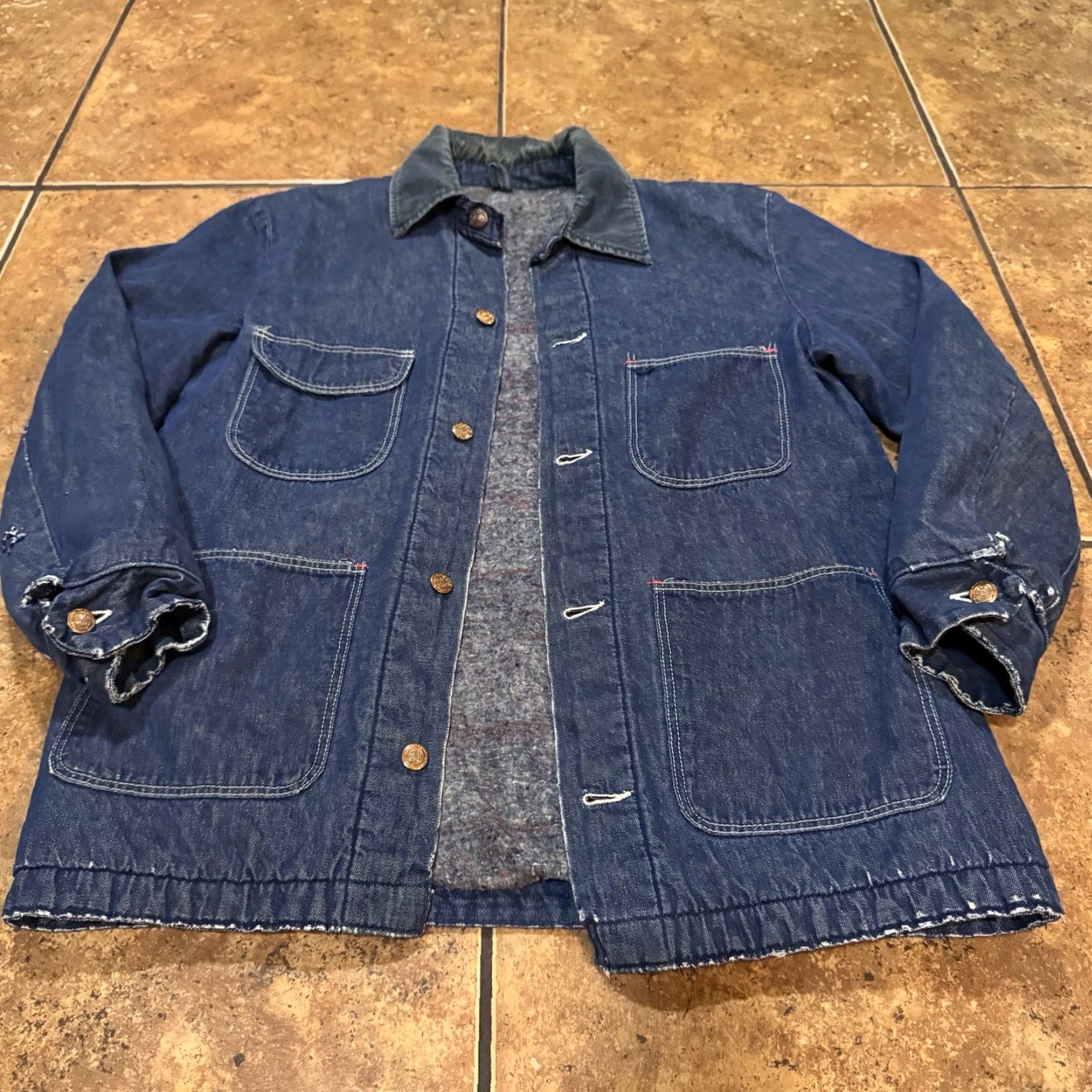 Wrangler VINTAGE Wrangler Denim Jean Chore Coat Work Jacket Mens M Blue, 60s 70s Sanforized, Overcoat, All Seasons, Lined, Pockets, Button, Regular Fit Size US 31 - 2 Thumbnail