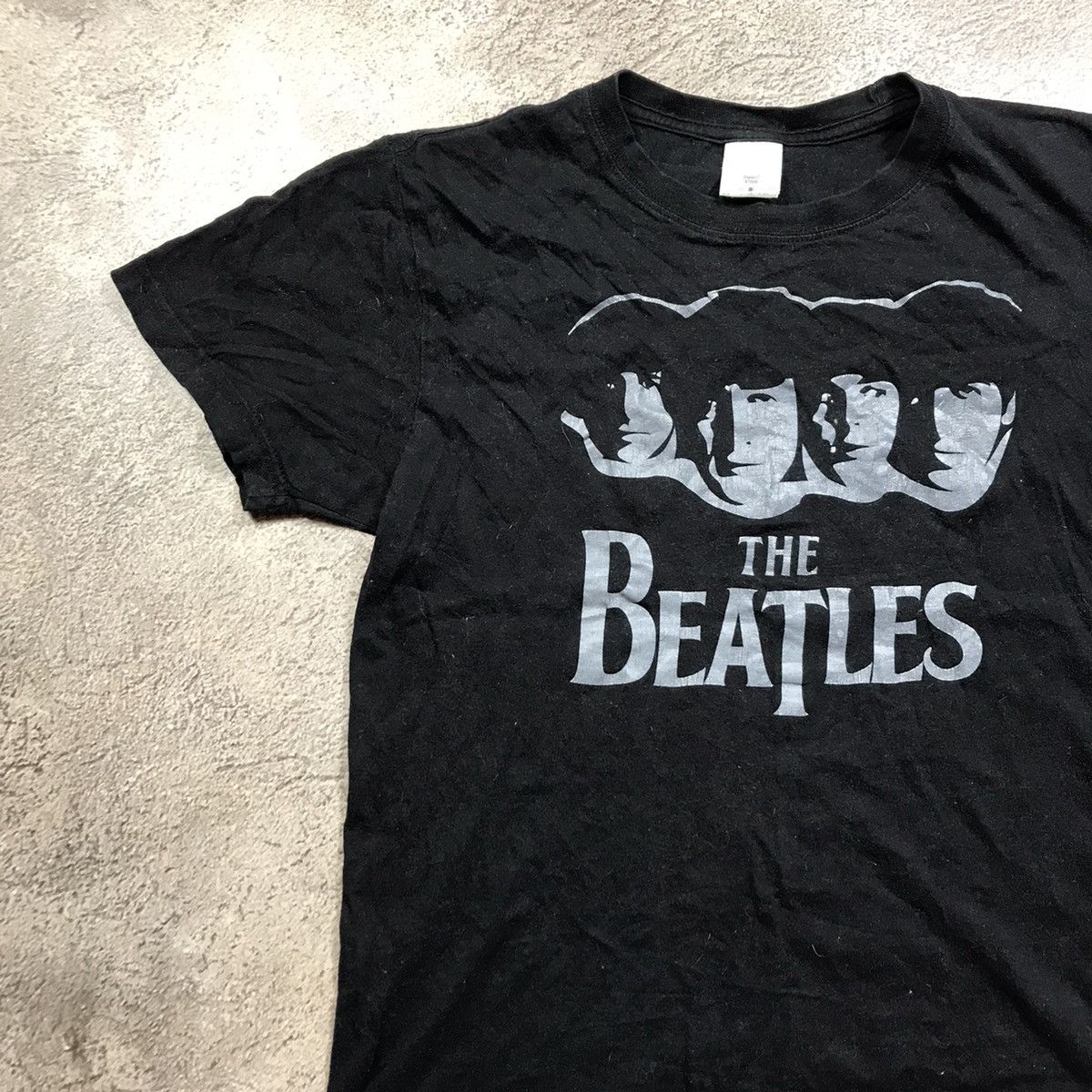 Band Tees VINTAGE BAND TEE THE BEATLES MUSIC LEGENDS Y2K 90s Size US S / EU 44-46 / 1 - 2 Thumbnail