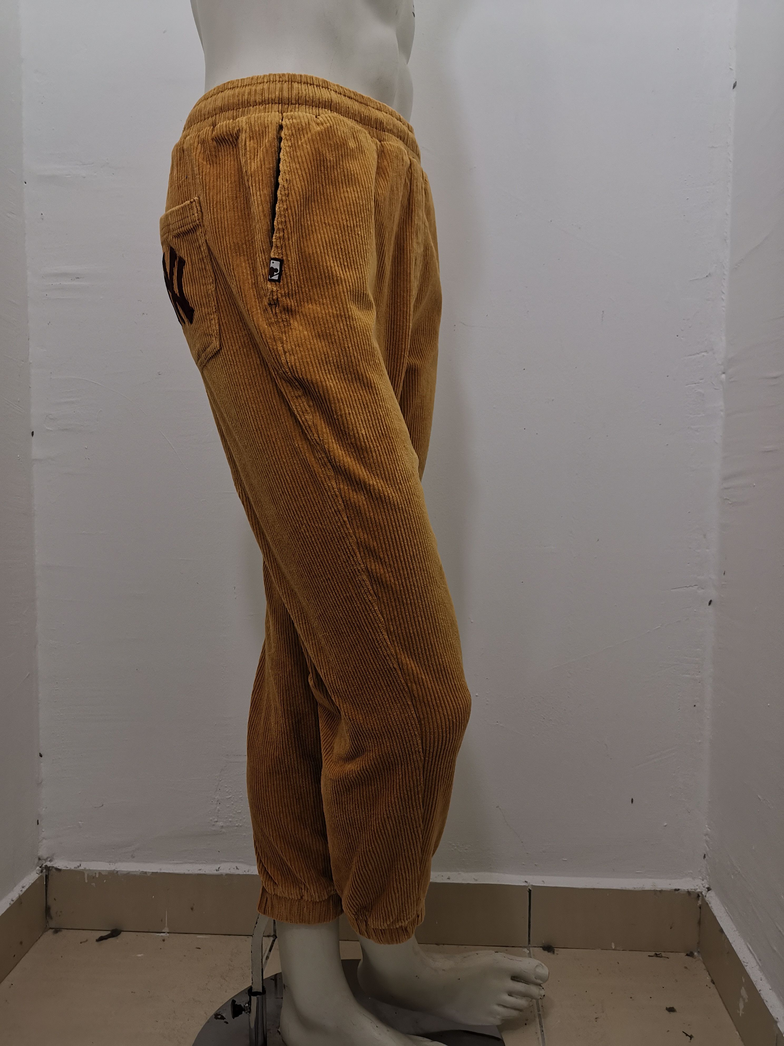 MLB × New York Yankees MLB Corduroy elastic waist jogger pants Size US 33 - 7 Thumbnail