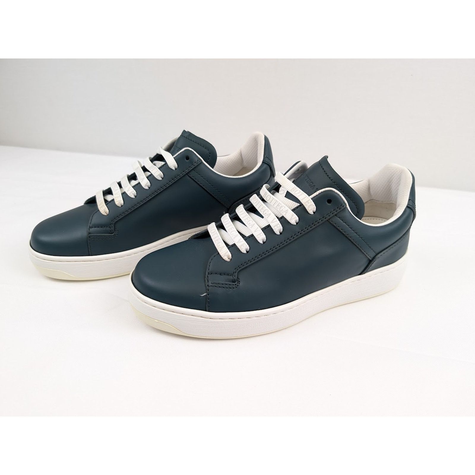 Bottega Veneta o1rshd1 Bolt Calf Low-Top Sneakers in Ottanio Size US 8.5 / EU 41-42 - 17 Thumbnail