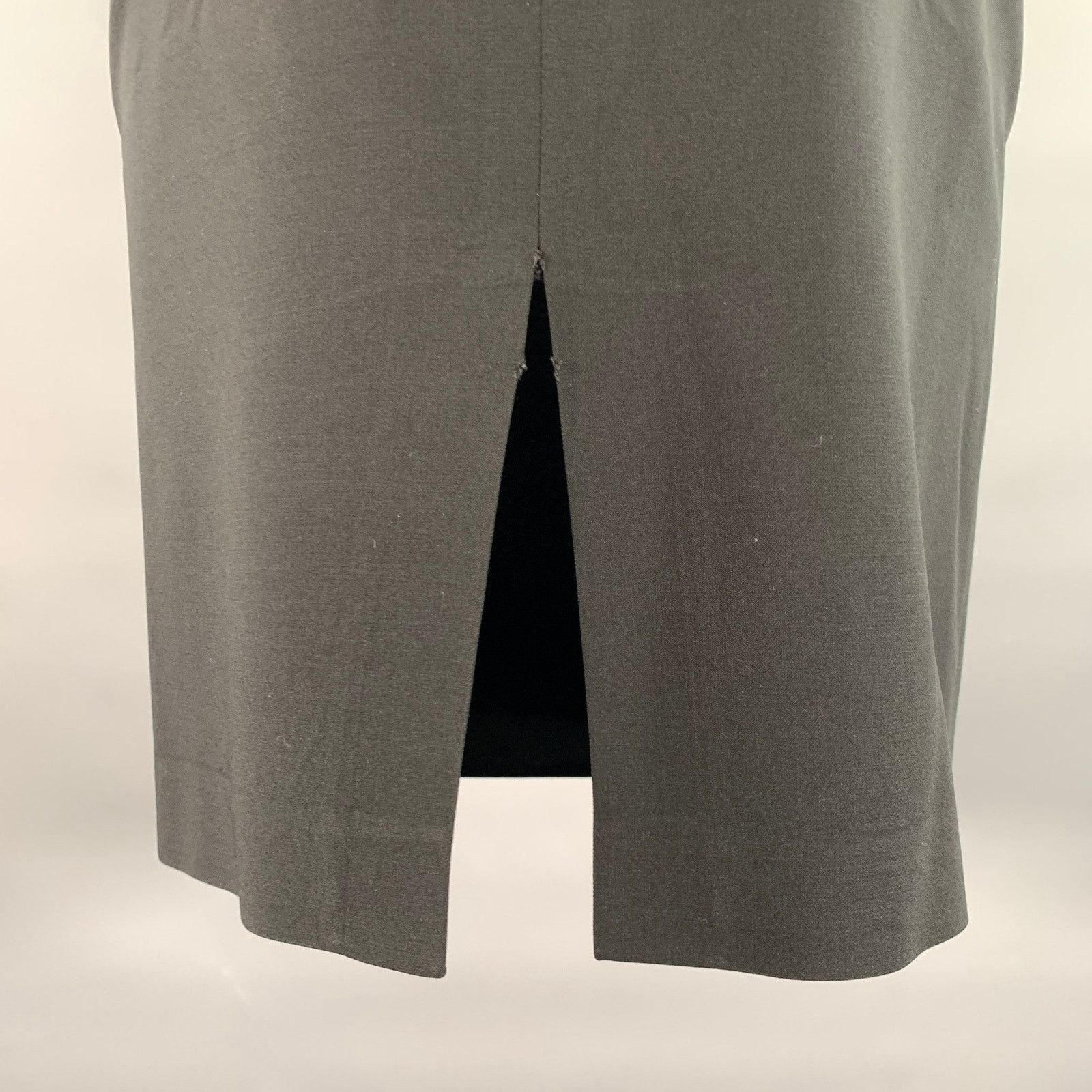 Giorgio Armani GIORGIO ARMANI Size 2 Black Wool Pencil Knee-Length Skirt Size 26" / US 2 / IT 38 - 2 Thumbnail