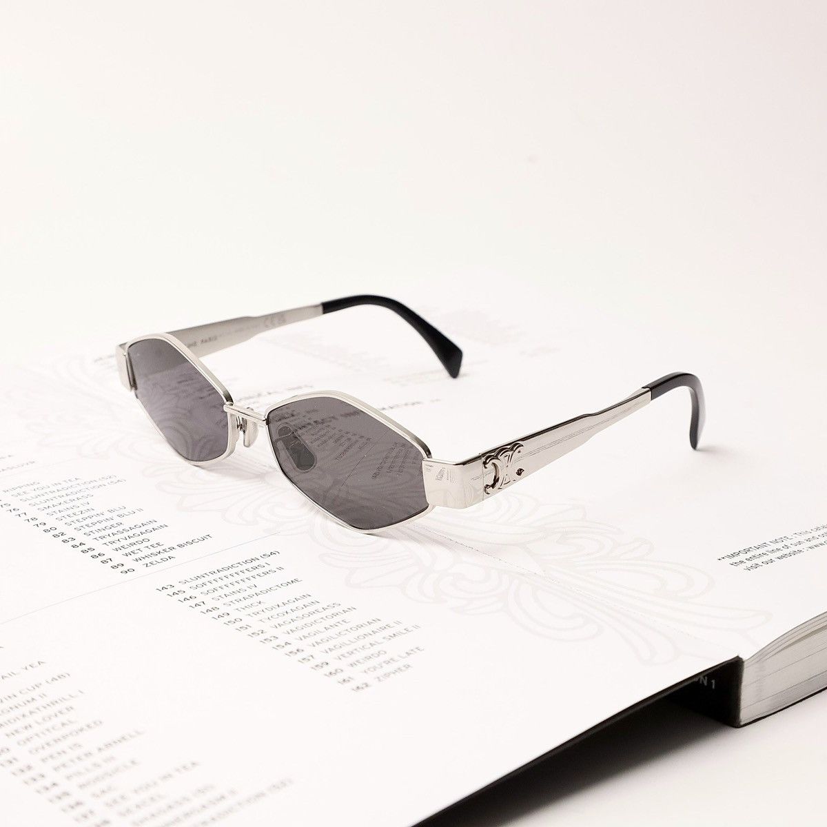 Celine CELINE CL40254U SUNGLASSES Size ONE SIZE - 2 Thumbnail