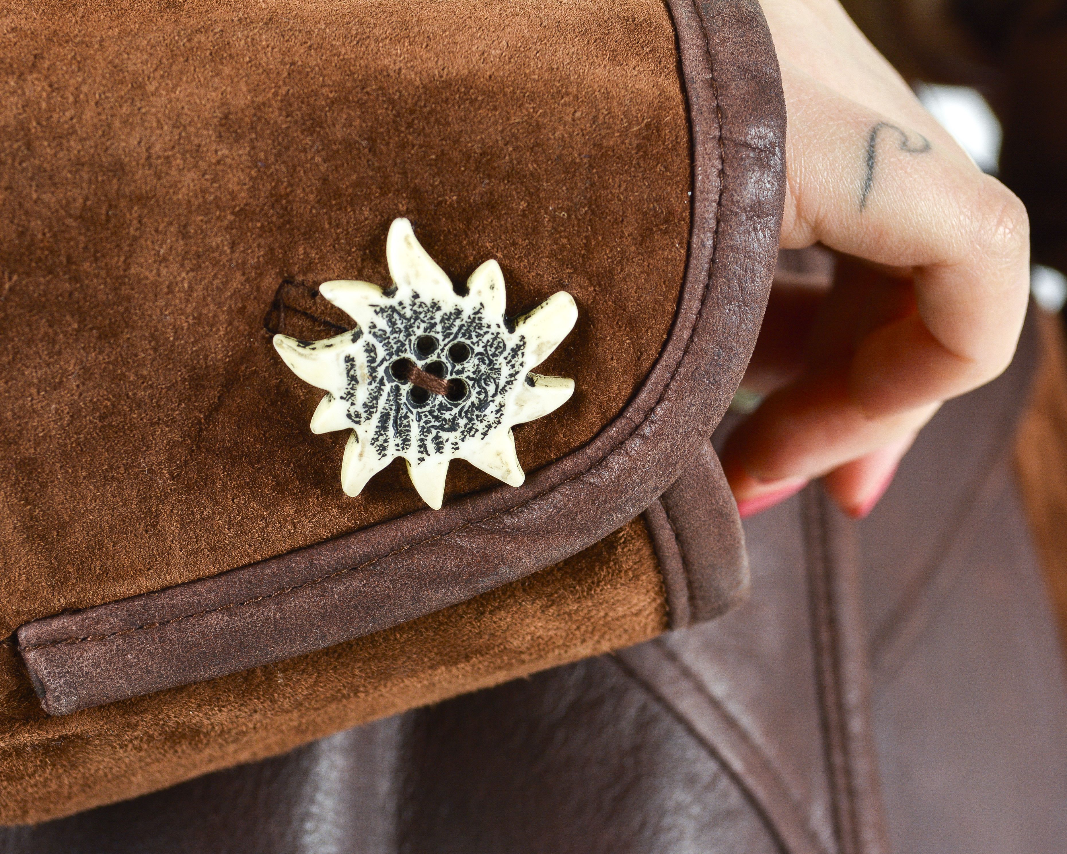 Genuine Leather × Vintage Country World Suede Leather Jacket Button Up Blazer Coat Size L / US 10 / IT 46 - 6 Thumbnail