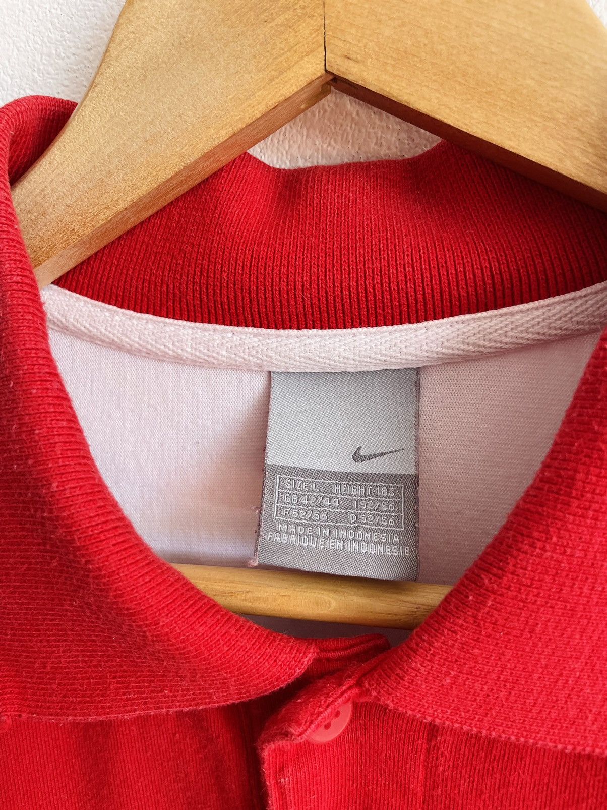 Nike Vintage y2k Nike Red Polo Shirt Size L Size US L / EU 52-54 / 3 - 6 Thumbnail