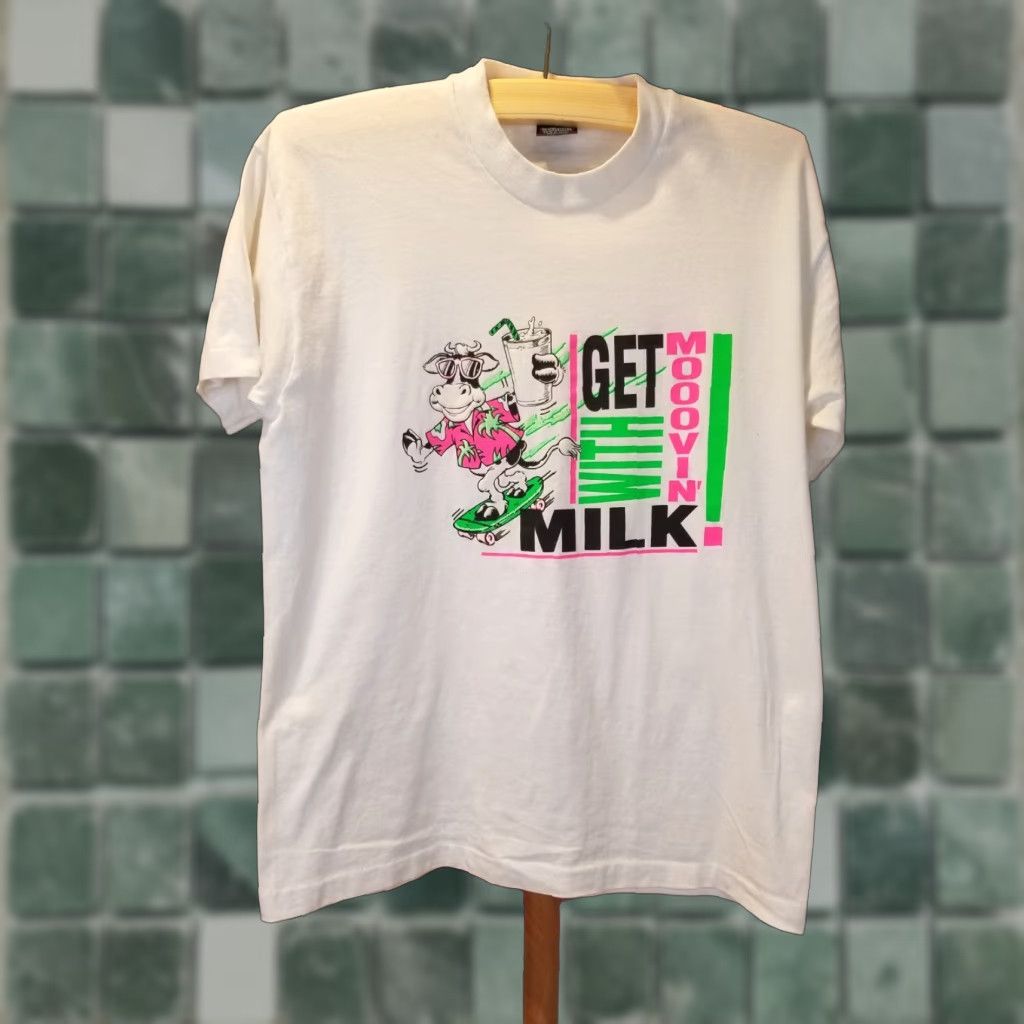 Vintage VINTAGE 90' GET WITH MILK CARTOON SINGLE STITCH WHITE T-SHIRT LARGE Mens Shirt Cotton Short Sleeve Crew Neck Screen Star Size US L / EU 52-54 / 3 - 1 Thumbnail