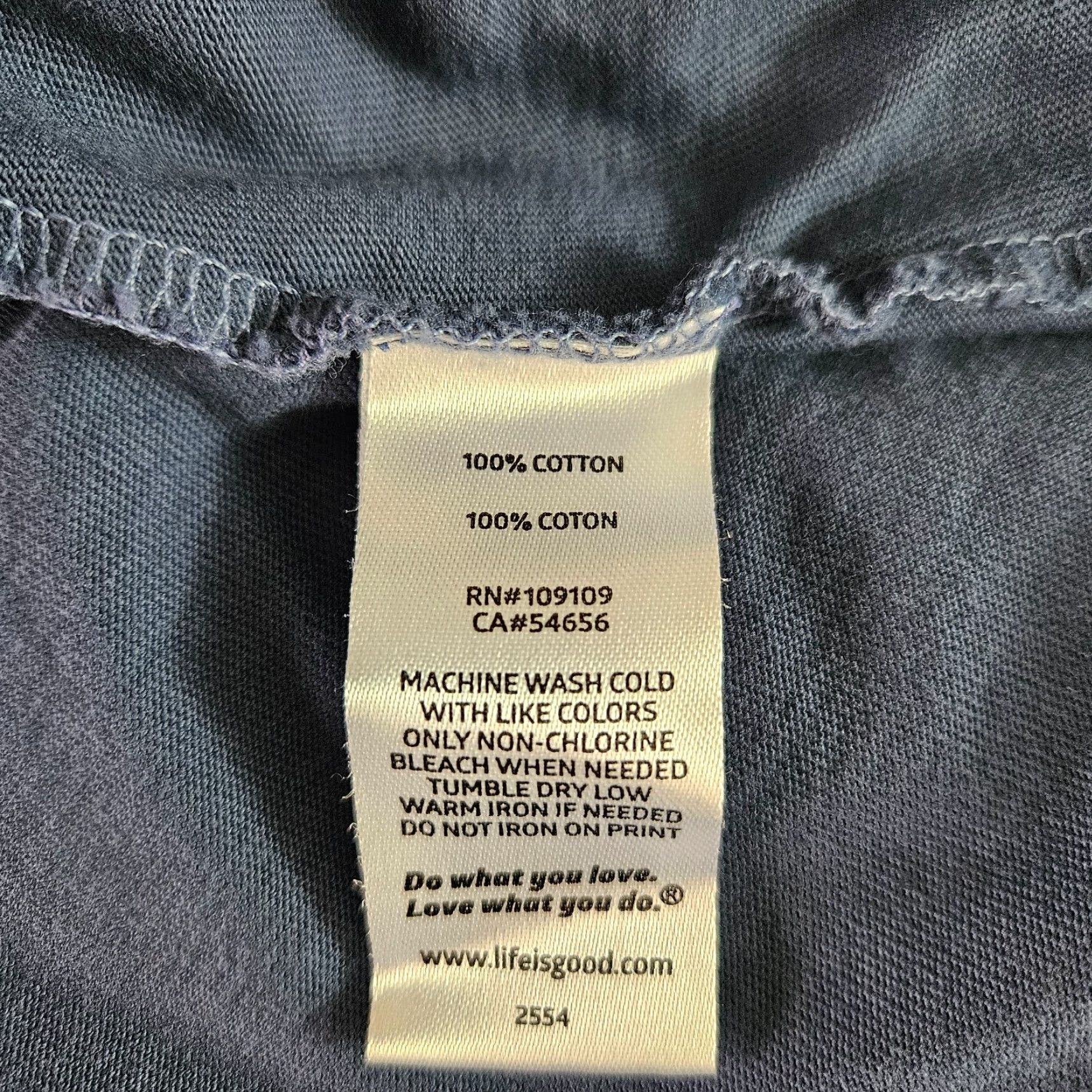Life is Good Life is Good Womens Crusher Tee Sz 3XL Blue Heart Short Sleeve Cotton Shirt Womens 3XL Blue Heart Casual Vintage? Size 40" / US 18 - 4 Thumbnail