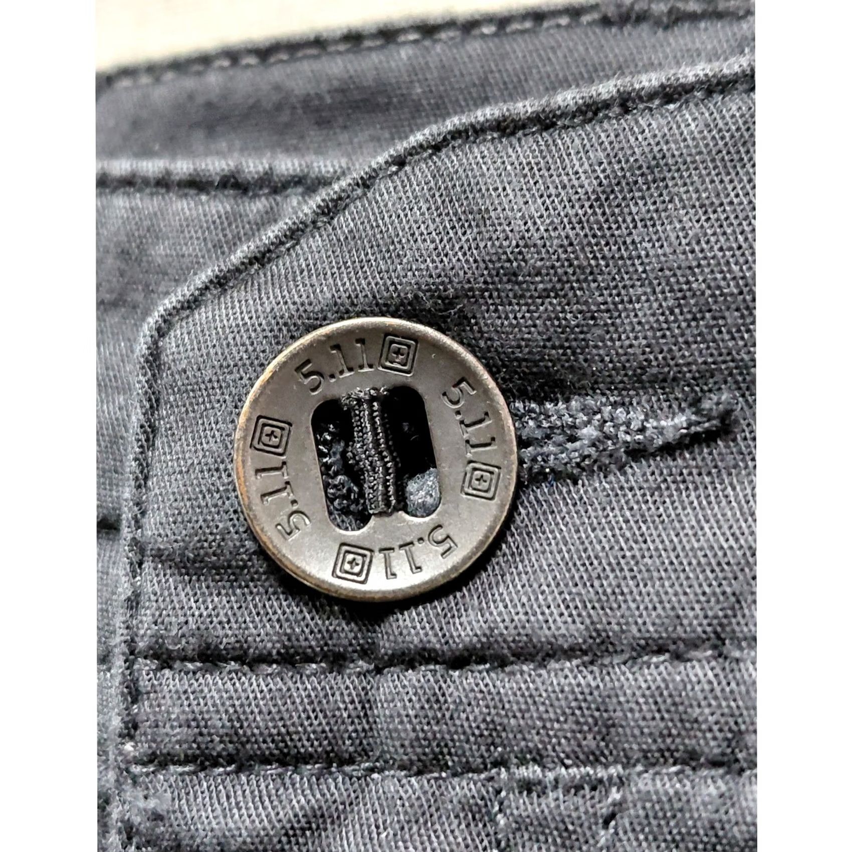 Vintage 5.11 Tactical Shorts Gray Solid Woven Cargo Pocket Men Size 0 Adult Small Button Rise Mid 10-12 In Lightweight Summer Casual Outdoor Functional Logo Size 25" / US 0 / IT 36 - 7 Thumbnail