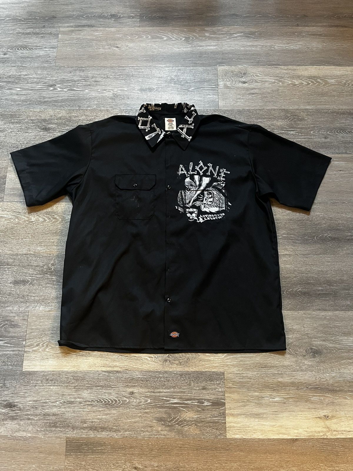 Other Dickies Skulls Button Up Shirt Size US XXL / EU 58 / 5 - 1 Thumbnail