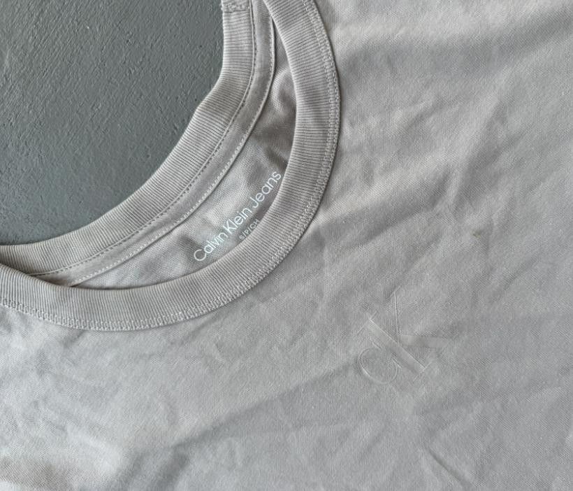 Calvin Klein Calvin Klein Jeans Tee NWT Size S Size US S / EU 44-46 / 1 - 3 Thumbnail