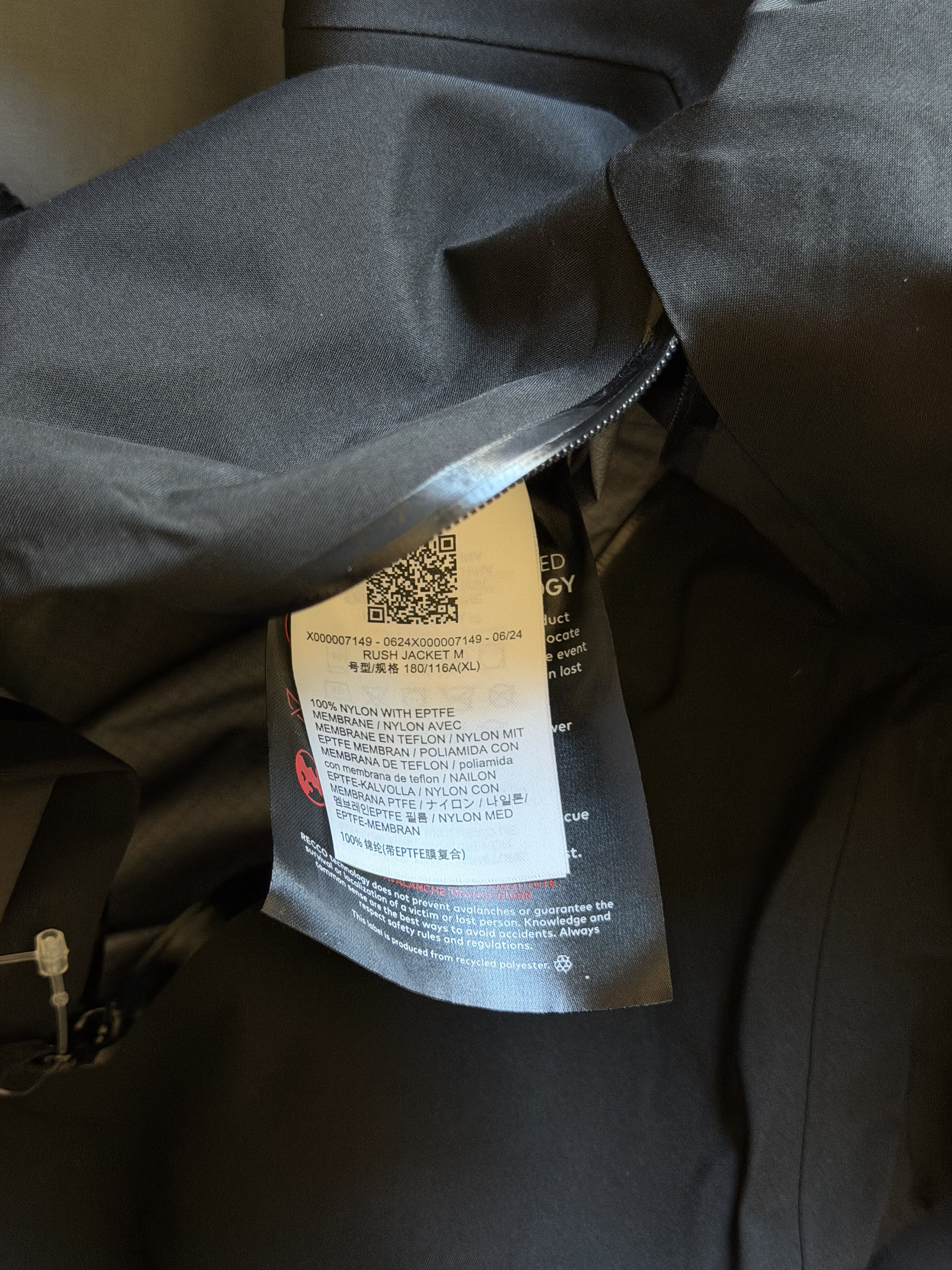 Arc'teryx Arc'Teryx Rush Shell Jacket in Black Size US XL / EU 56 / 4 - 10 Thumbnail