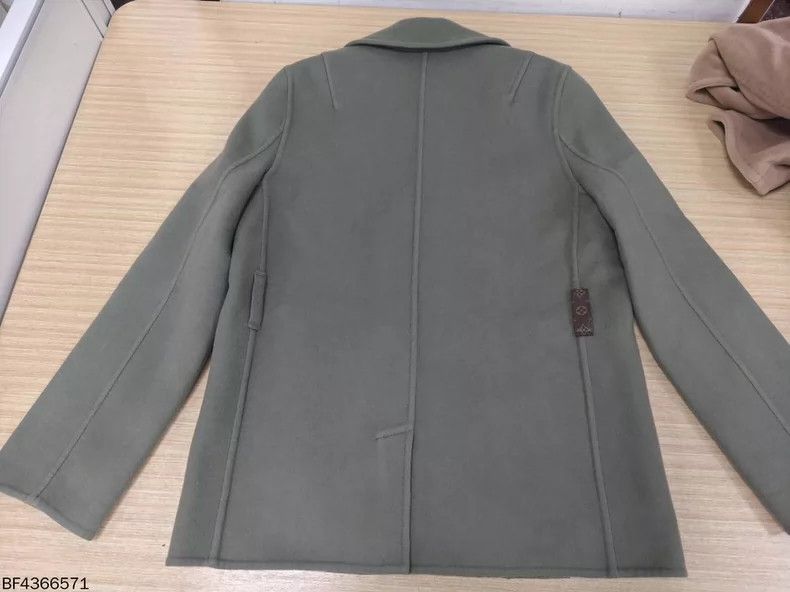 Louis Vuitton Louis Vuitton Green wool coat Size US XXS / EU 40 - 2 Thumbnail