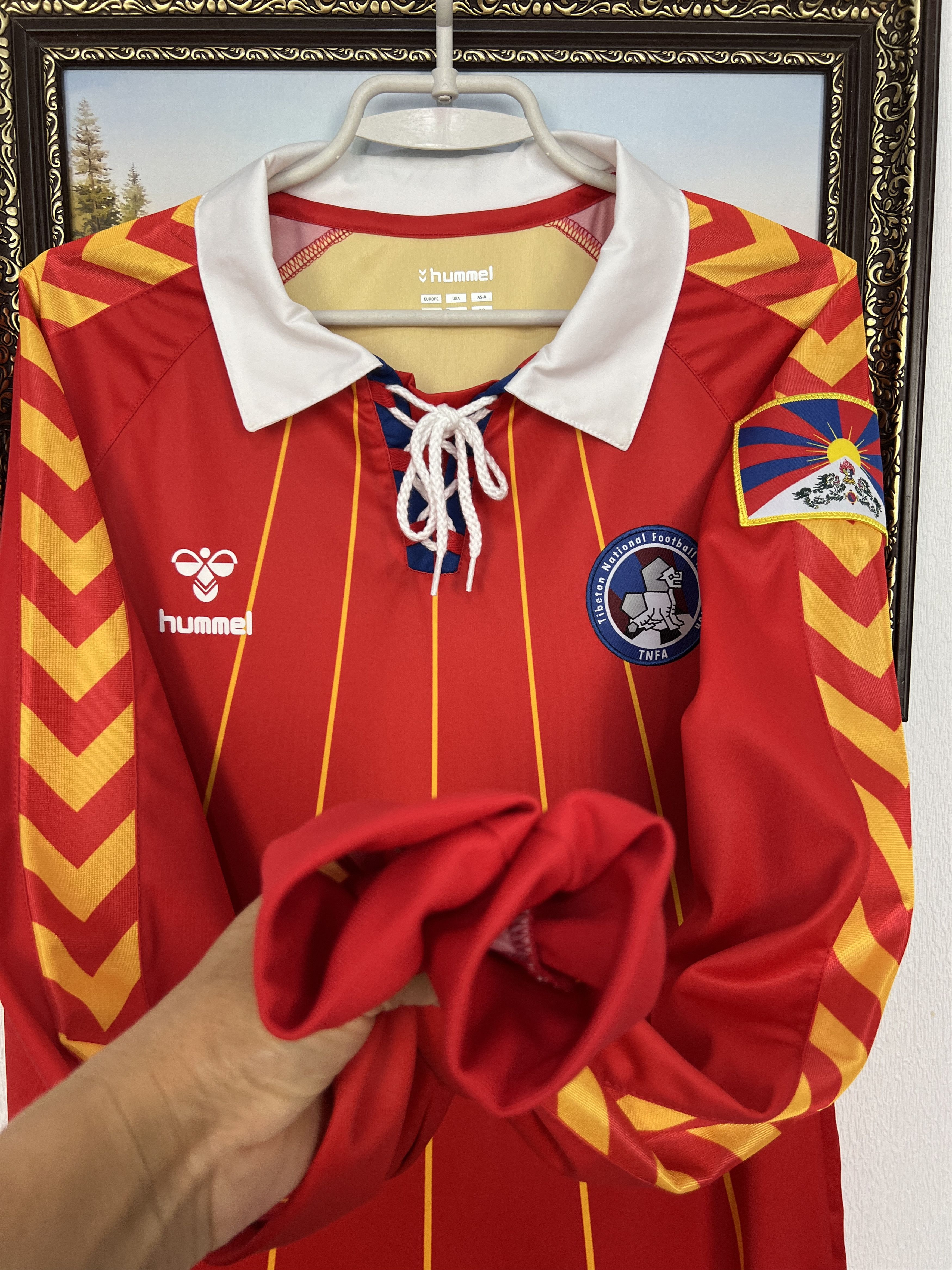 Hummel Tibet Home football shirt 2006 Long Sleeve Jersey Hummel Size US M / EU 48-50 / 2 - 6 Thumbnail