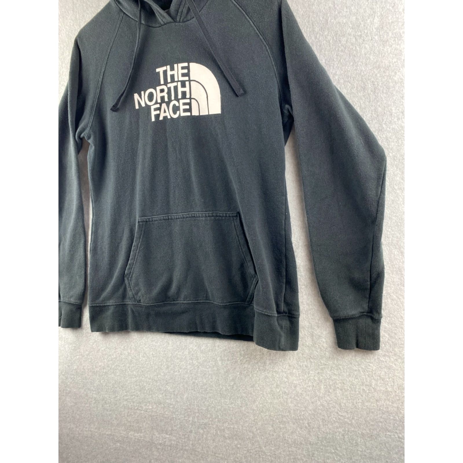 The North Face The North Face Hoodie Womens M Black Pullover Fleece Graphic Logo Pockets Size M / US 6-8 / IT 42-44 - 6 Thumbnail