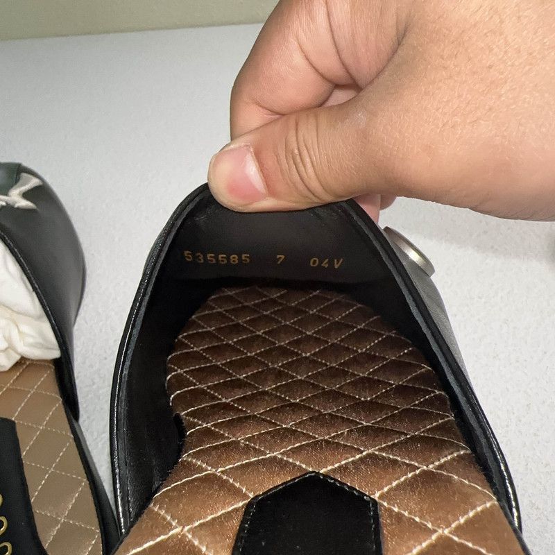 Gucci Gucci x NY Yankees Black Leather Slippers - Size US 8 / EU 41 - 5 Thumbnail