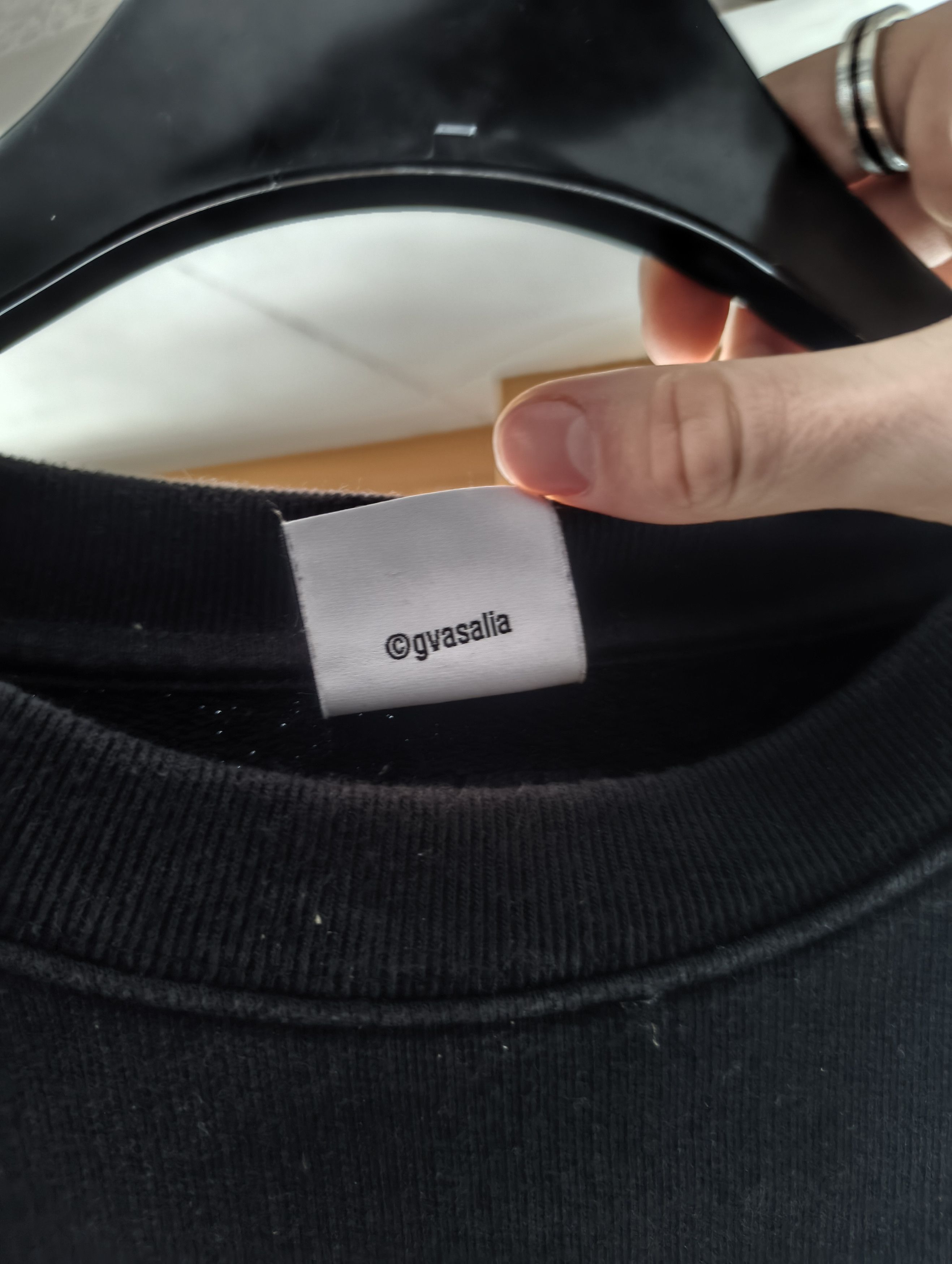 Vetements Vetements "think differently" Sweater Size US S / EU 44-46 / 1 - 7 Thumbnail