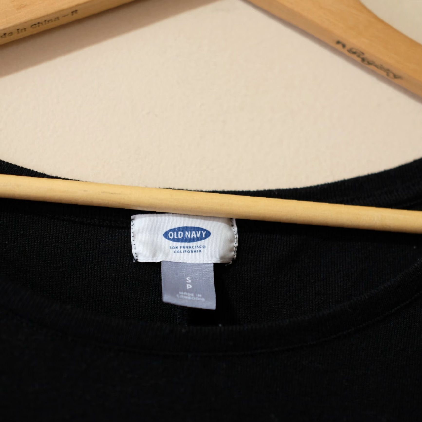 Old Navy Old Navy Black Knit Short Sleeve Relaxed Tee Women’s S Lightweight #p30-96 Size 28" / US 6 / IT 42 - 5 Thumbnail