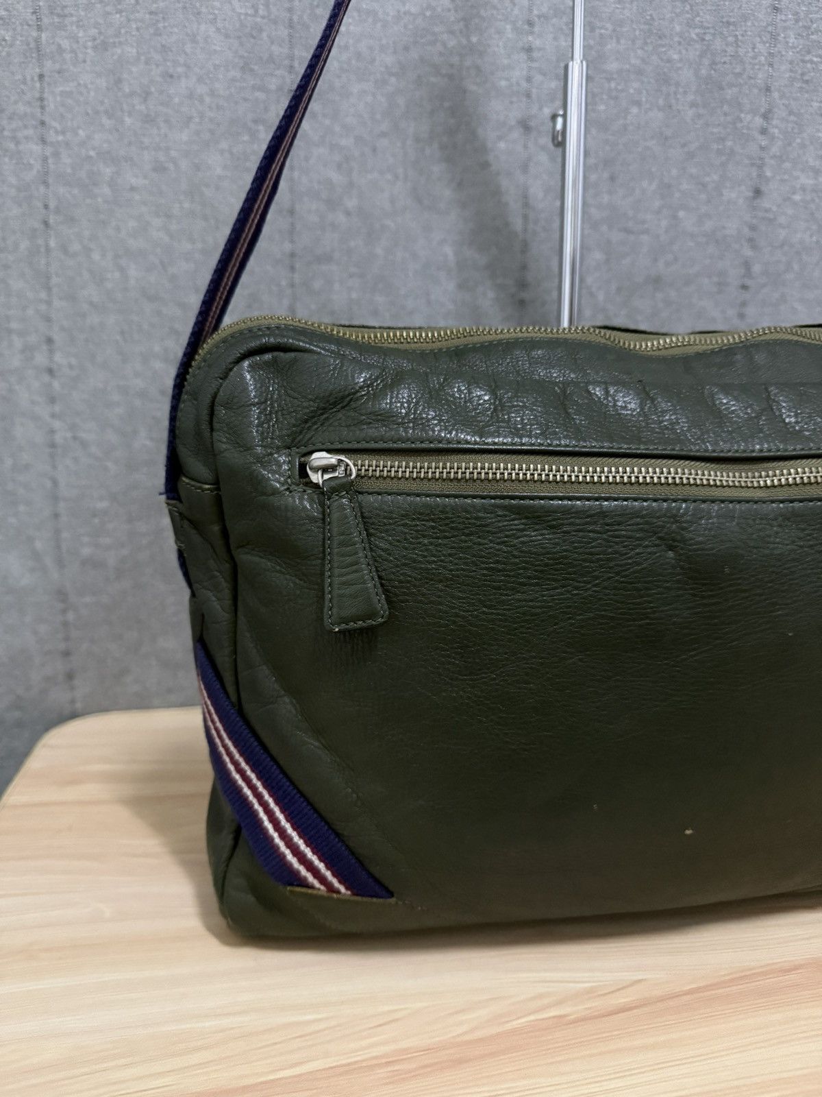 Jean Paul Gaultier Vintage Jean paul gaultier Leather patina Sling bag Size ONE SIZE - 4 Thumbnail