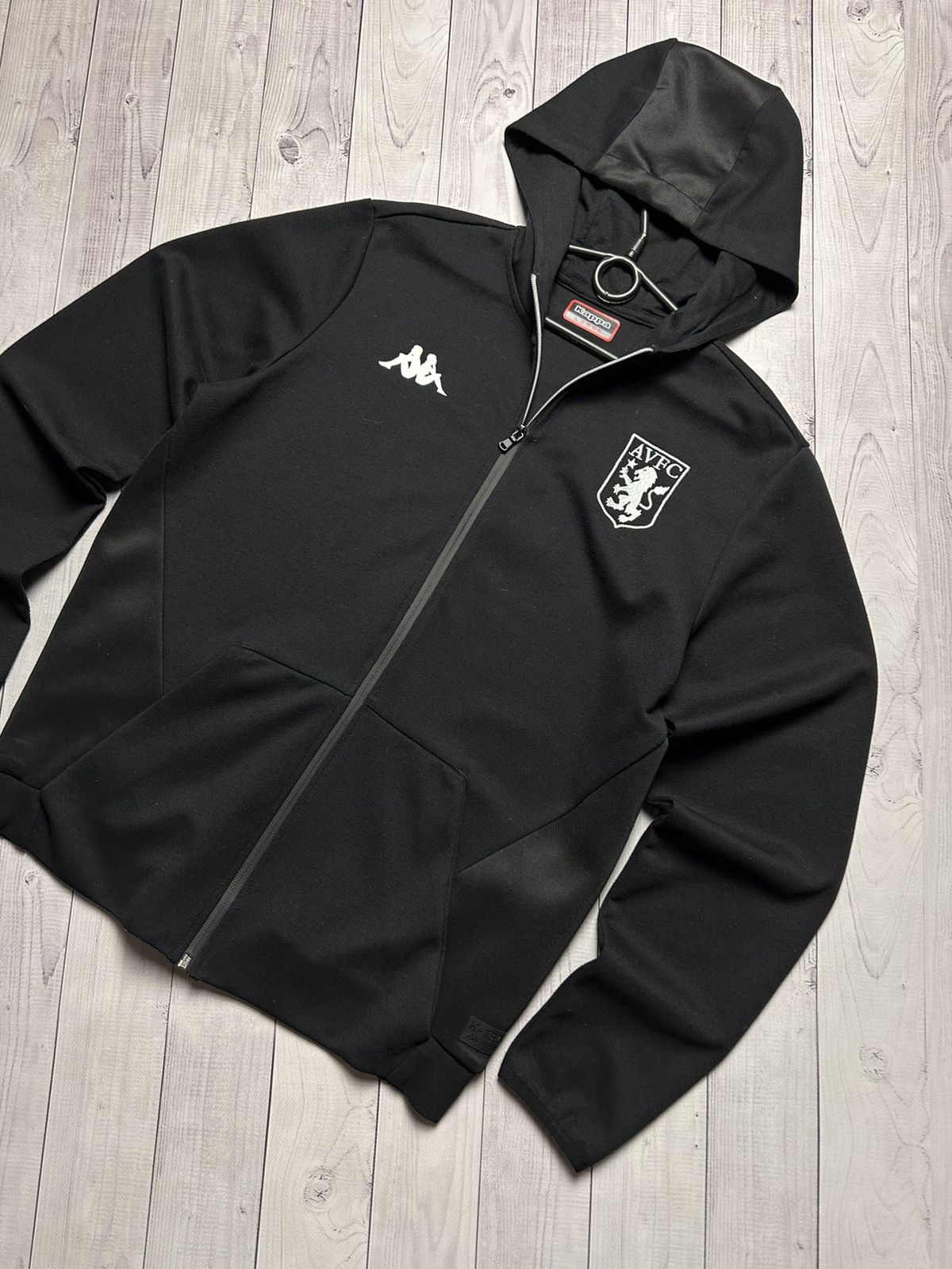 Kappa Aston Villa soccer track jacket kappa size L logo Size US L / EU 52-54 / 3 - 3 Thumbnail