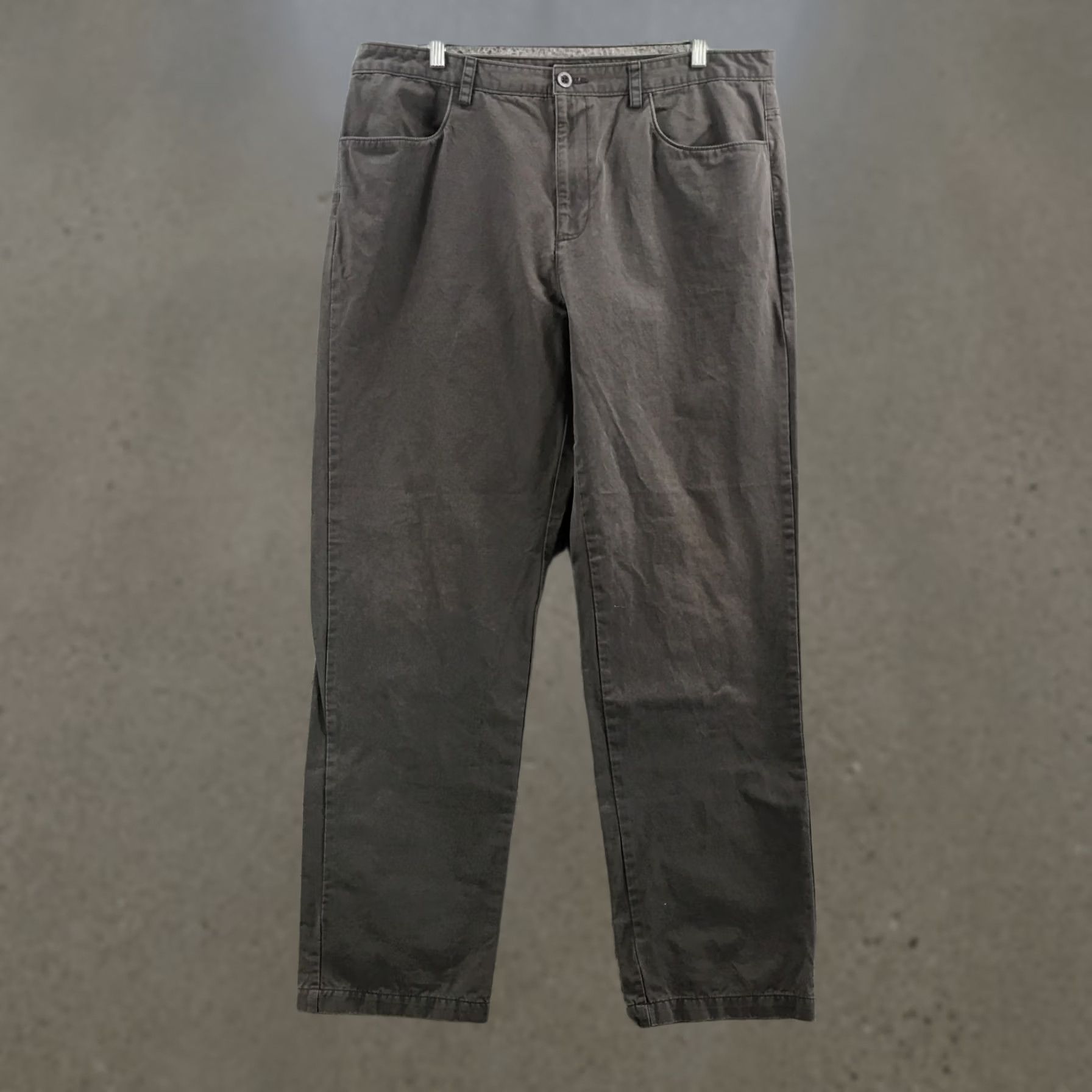 Calvin Klein Calvin Klein Jeans Mens 38x34 Gray Cotton Straight Leg Mid Rise Slim Size US 38 / EU 54 - 1 Thumbnail
